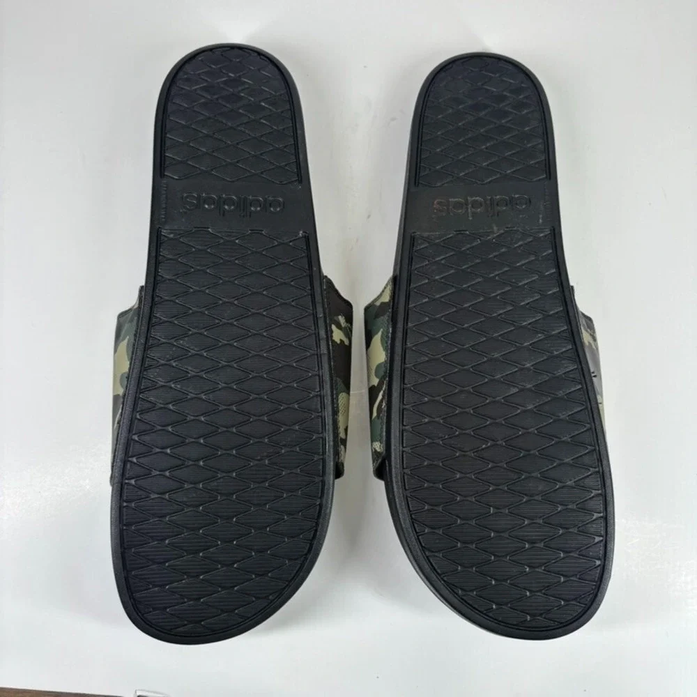 Adidas‎ Adilette Men's US 18 Camouflage Cloudfoam Slip-On Comfort Slide Sandals